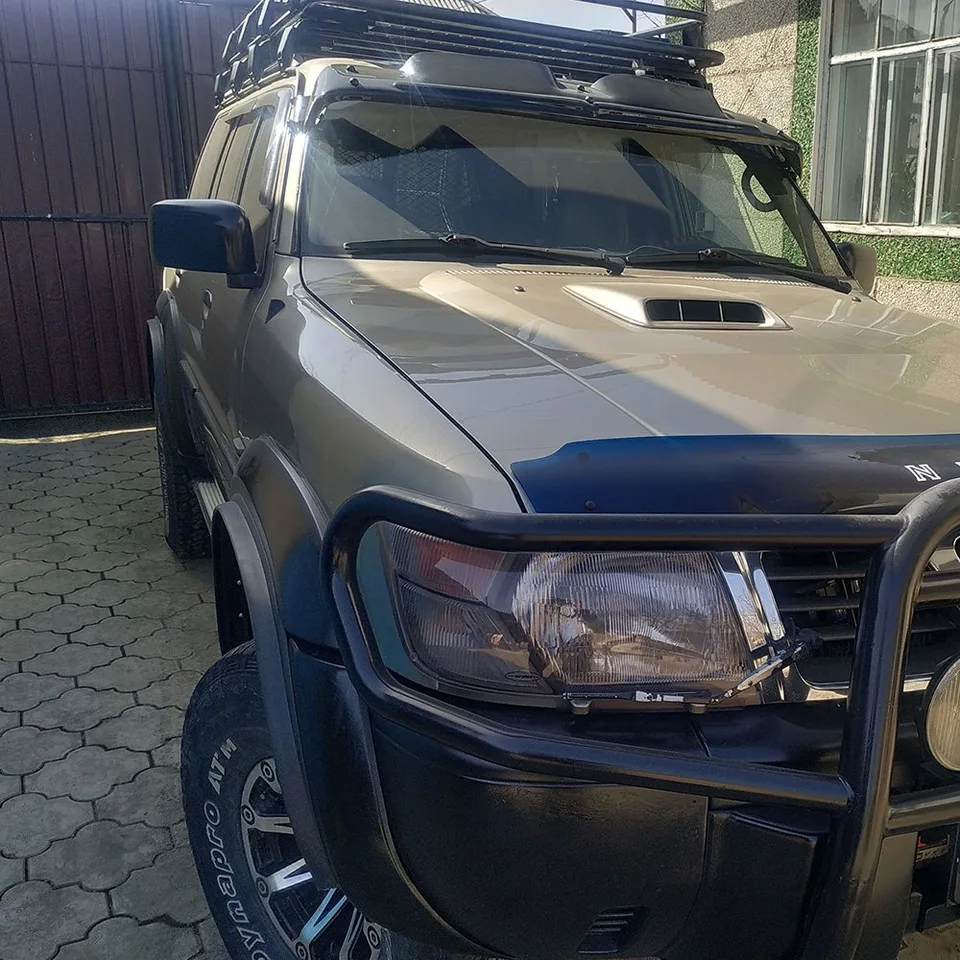 Nissan Patrol GR — Расширители арок 35 мм · 6 м