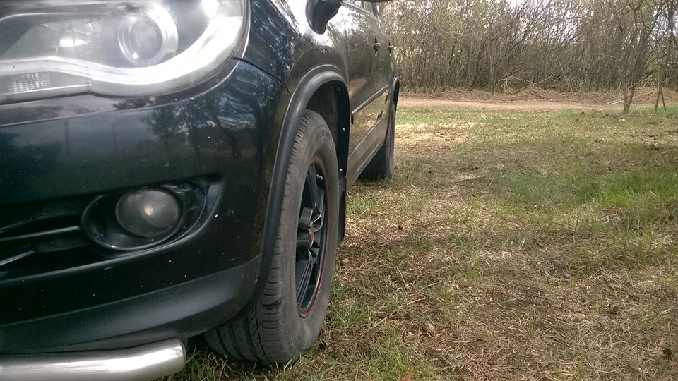 Volkswagen Tiguan — Расширители арок 12 мм